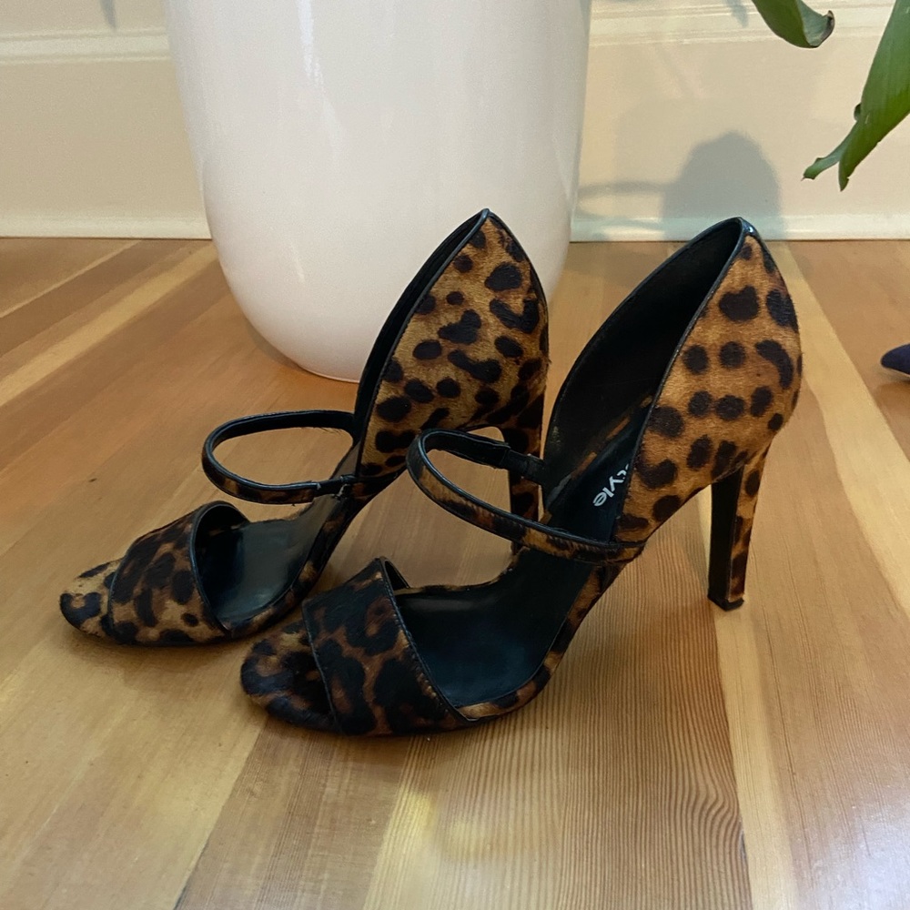 Nine West Leopard High Heels Sz 8